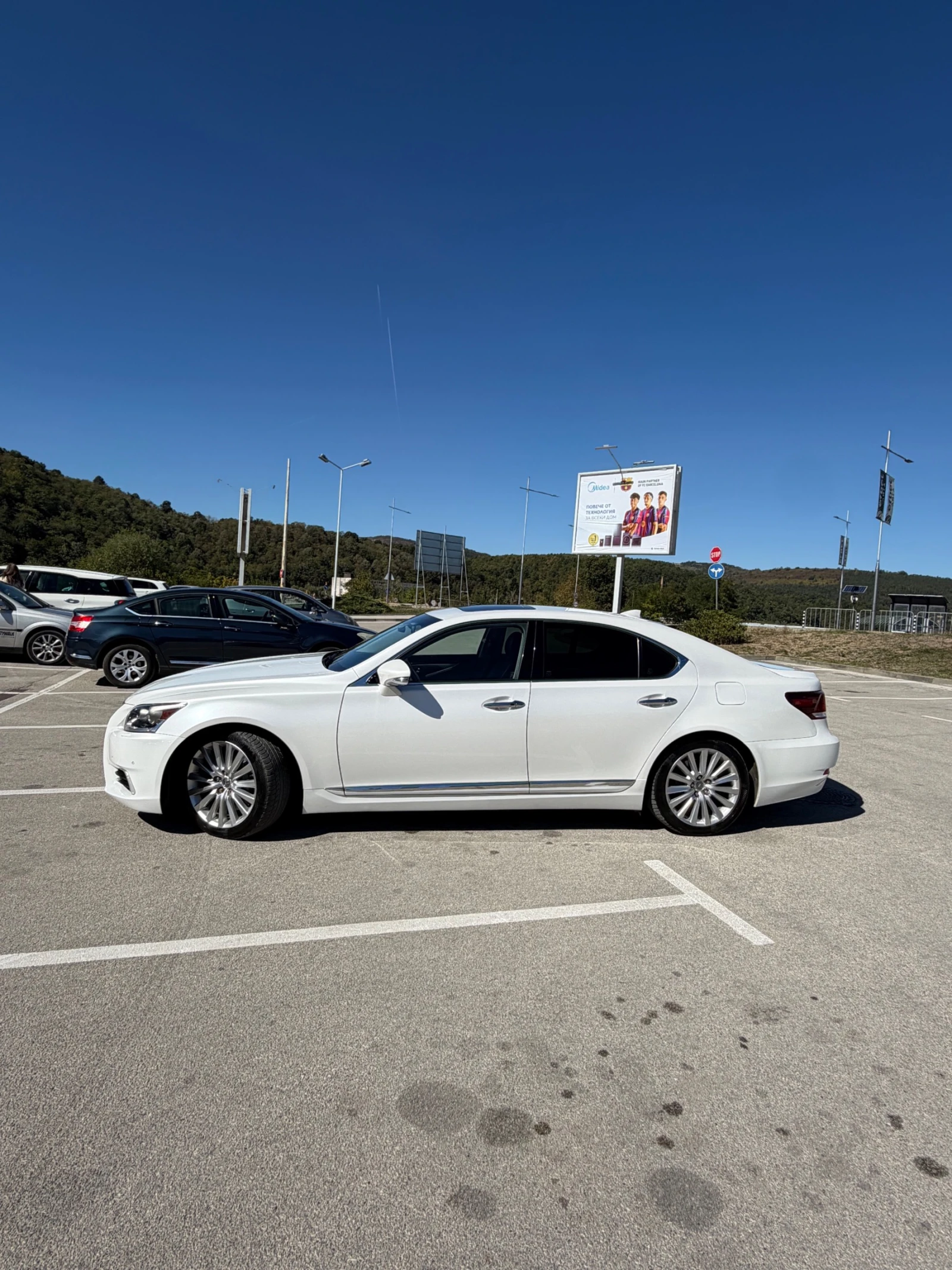 Lexus LS 460, снимка 3 - Автомобили и джипове - 56346651