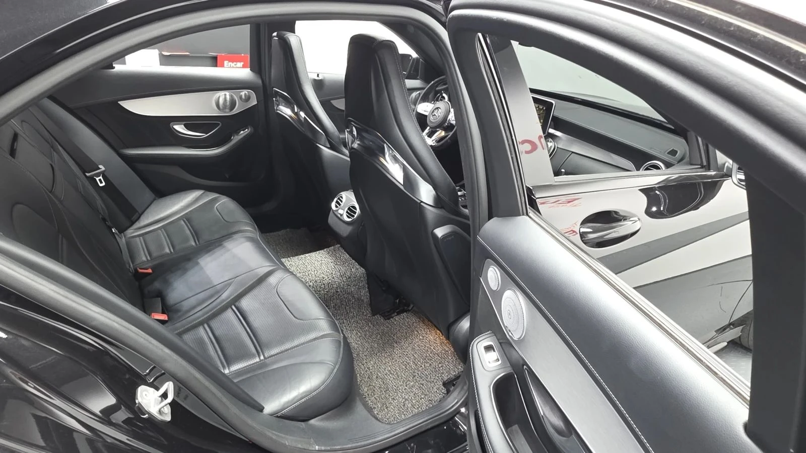 Mercedes-Benz C 63 AMG, снимка 11 - Автомобили и джипове - 56685479