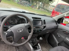 Toyota Hilux Пикап, снимка 15