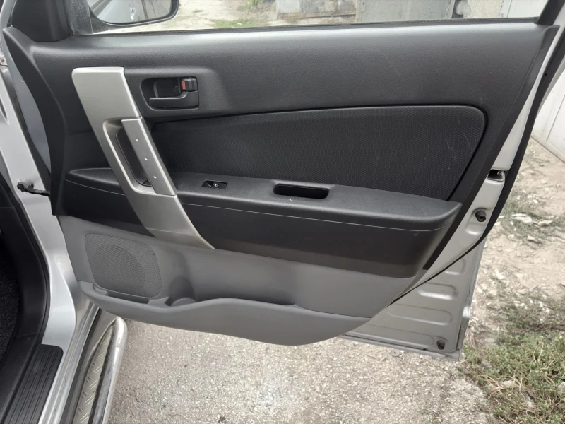 Daihatsu Terios 1.5, снимка 14 - Автомобили и джипове - 51713876