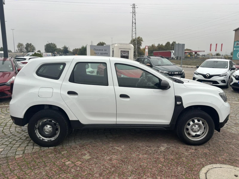 Dacia Duster TCe 90к.с. Бензин 4х2 BVM6, снимка 8 - Автомобили и джипове - 52091299