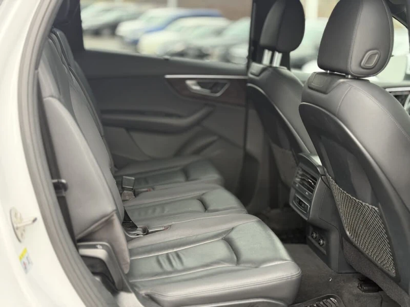 Audi Q7 * S-Line* * HeadUp* AвтоКредит* (ЦЕНА ДО БГ), снимка 14 - Автомобили и джипове - 53397481