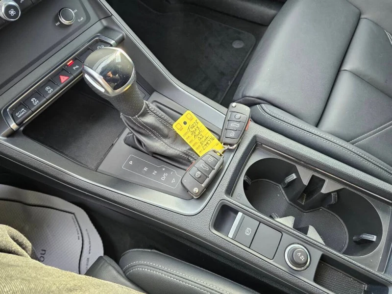 Audi Q3 Progressiv* 45 TFSI* АвтоКредит* (ЦЕНА ДО БГ), снимка 12 - Автомобили и джипове - 53447510