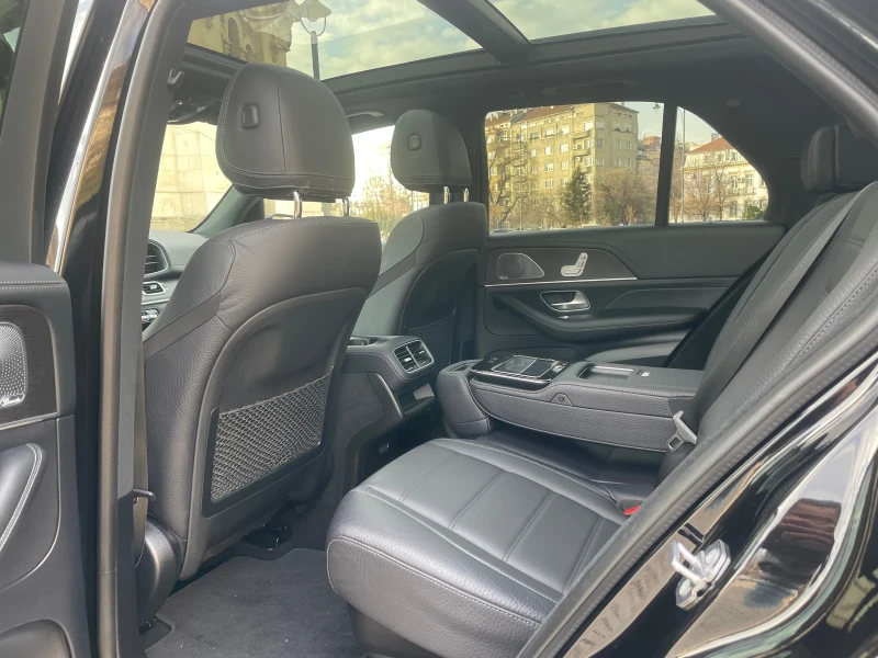 Mercedes-Benz GLE 400 4Matic* AMG* Head-Up* 360* Pano* Massage - 119900 лв. - 98907823 | Car24.bg