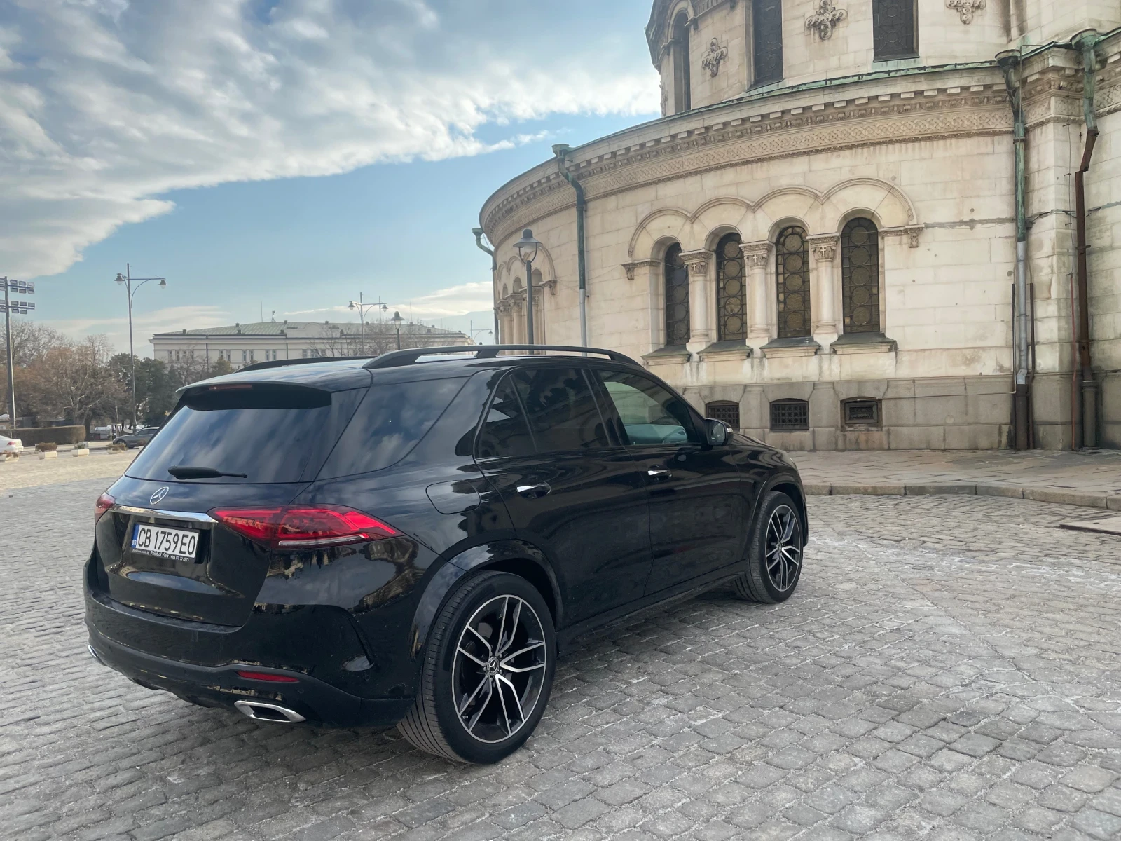 Mercedes-Benz GLE 400 4Matic* AMG* Head-Up* 360* Pano* Massage - изображение 3