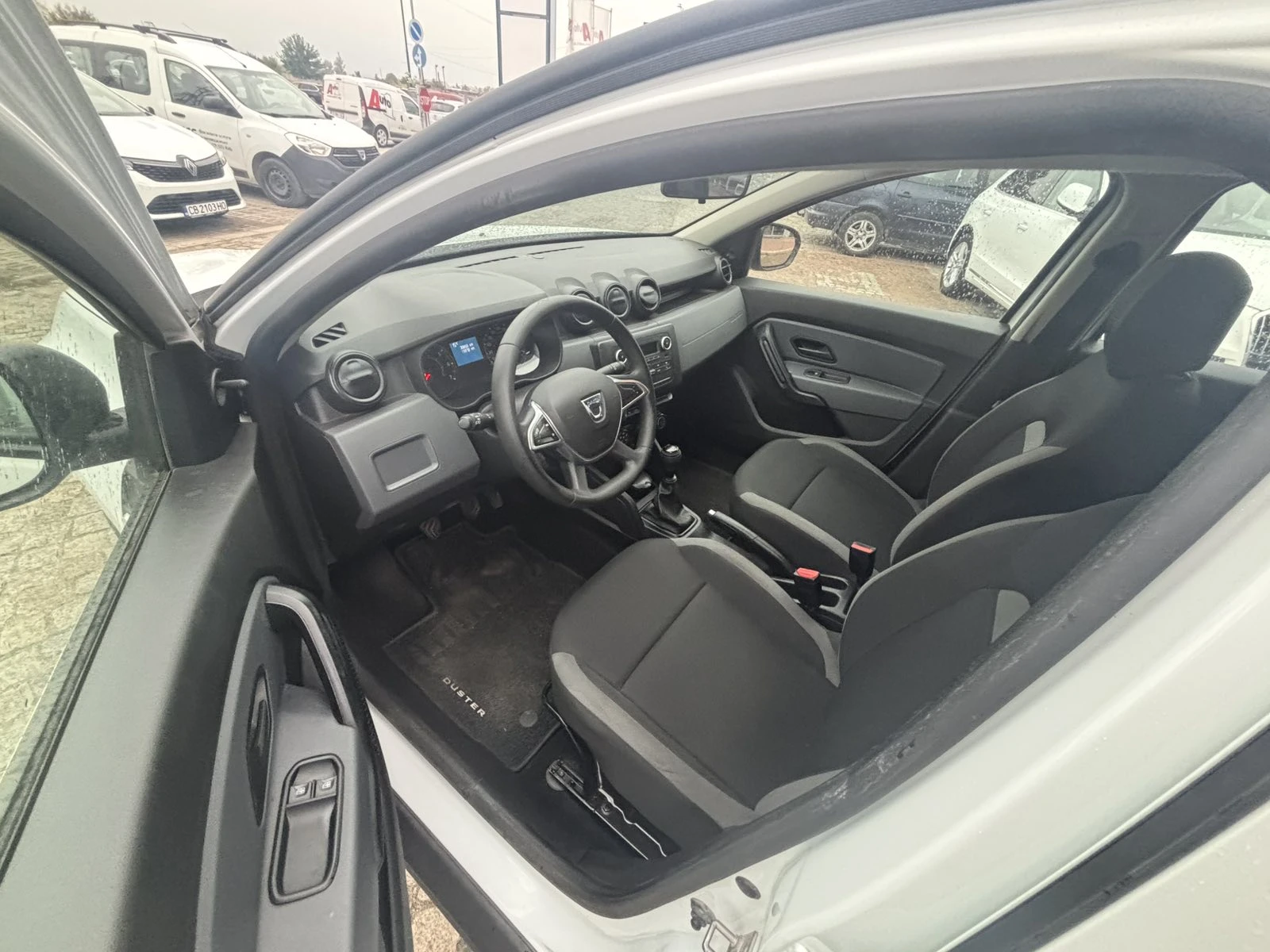 Dacia Duster TCe 95..  42 BVM6 | Mobile.bg   16