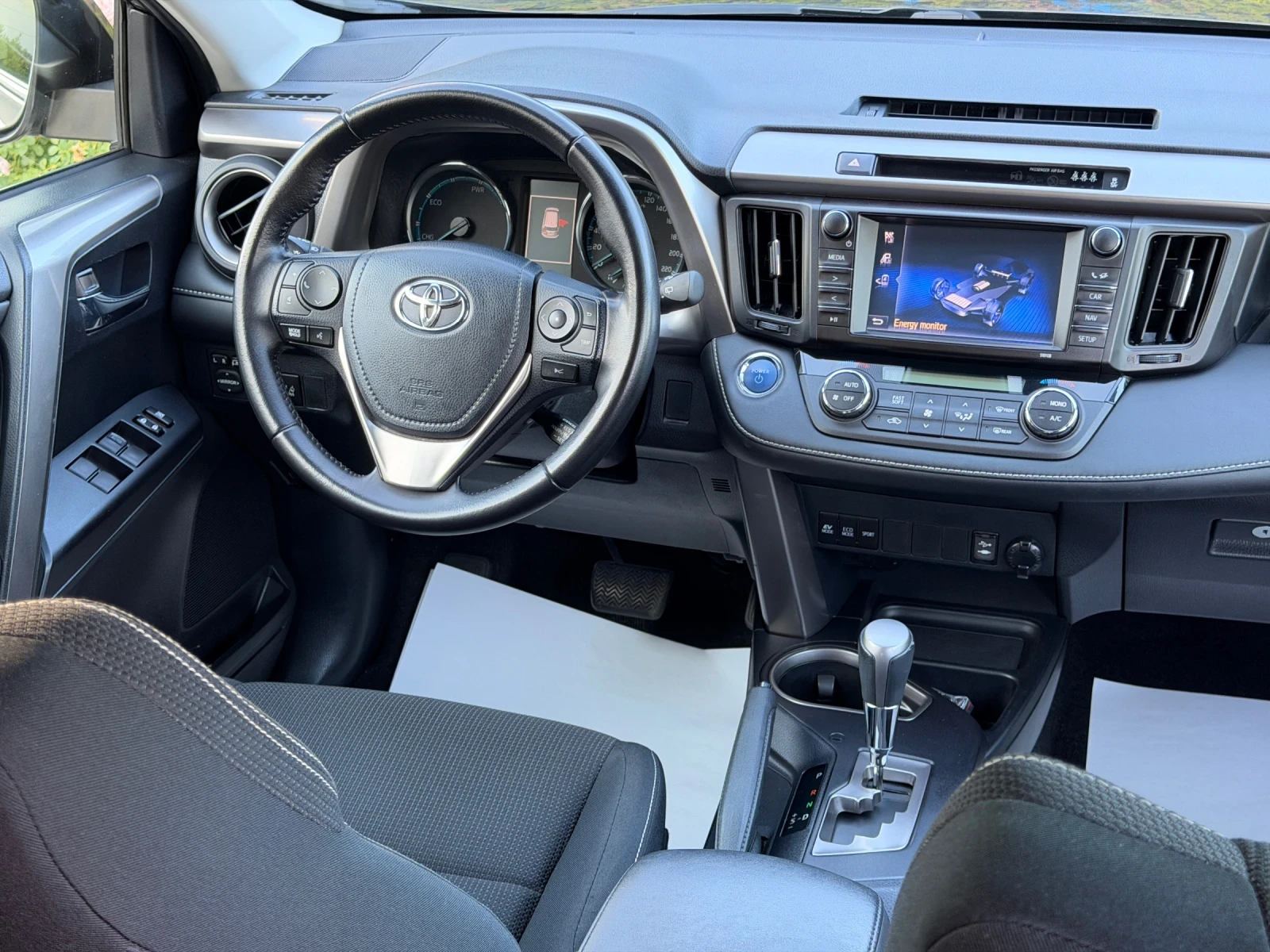 Toyota Rav4 2.5HYBRID-AWD-4X4-KEYLESS-КАМЕРА-НАВИ-157Х.КМ-ТОП!, снимка 13 - Автомобили и джипове - 53177957