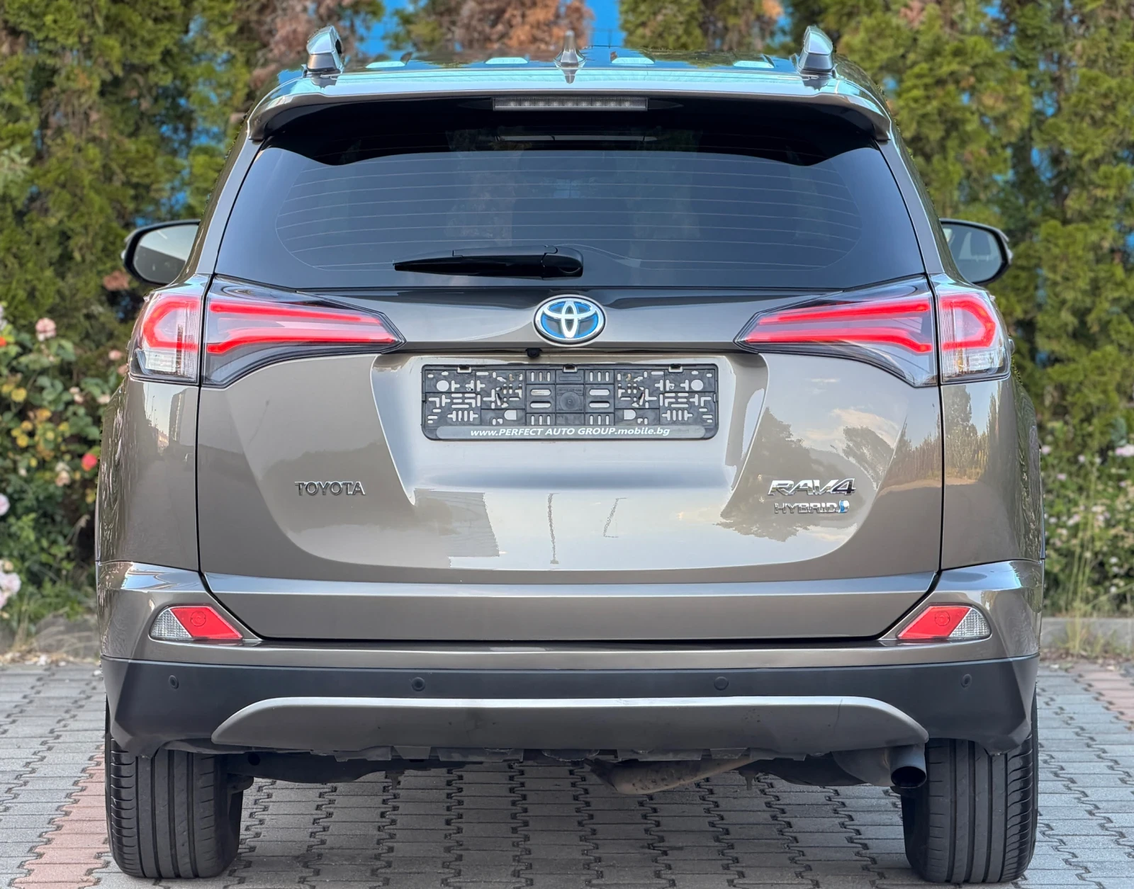 Toyota Rav4 2.5HYBRID-AWD-4X4-KEYLESS-КАМЕРА-НАВИ-157Х.КМ-ТОП!, снимка 4 - Автомобили и джипове - 53177957