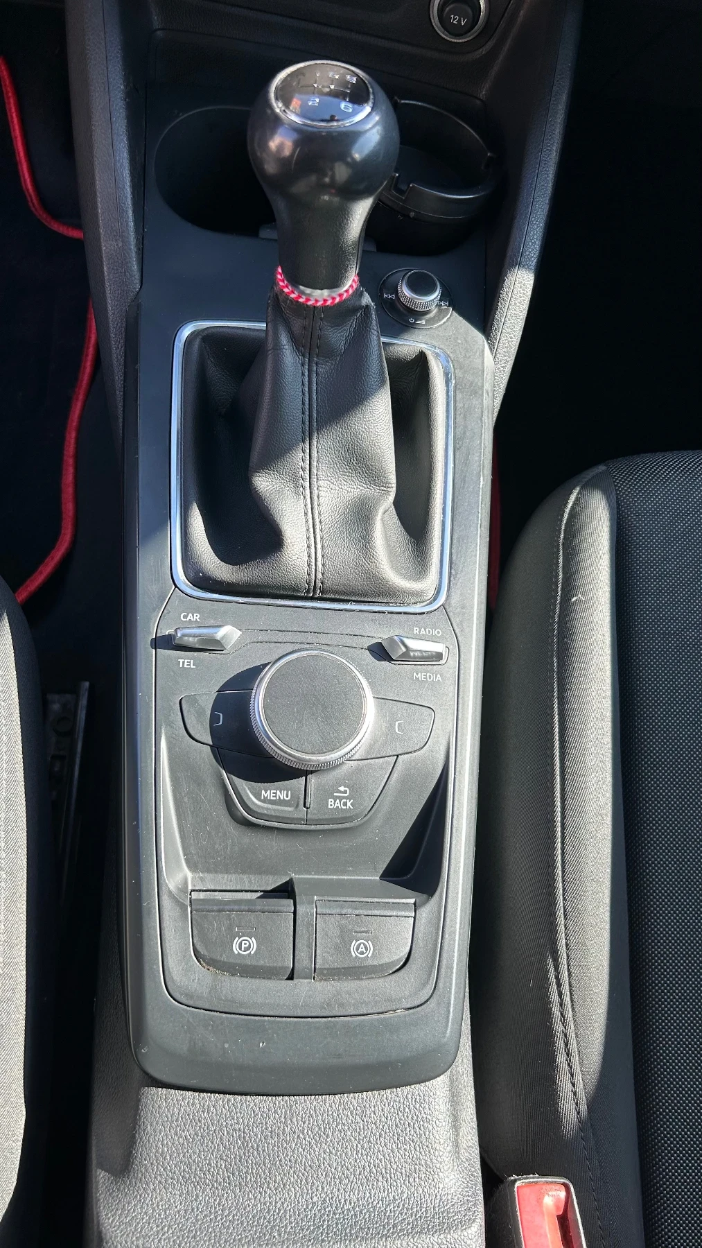 Audi Q2 1.4 TFSI, снимка 8 - Автомобили и джипове - 53668944