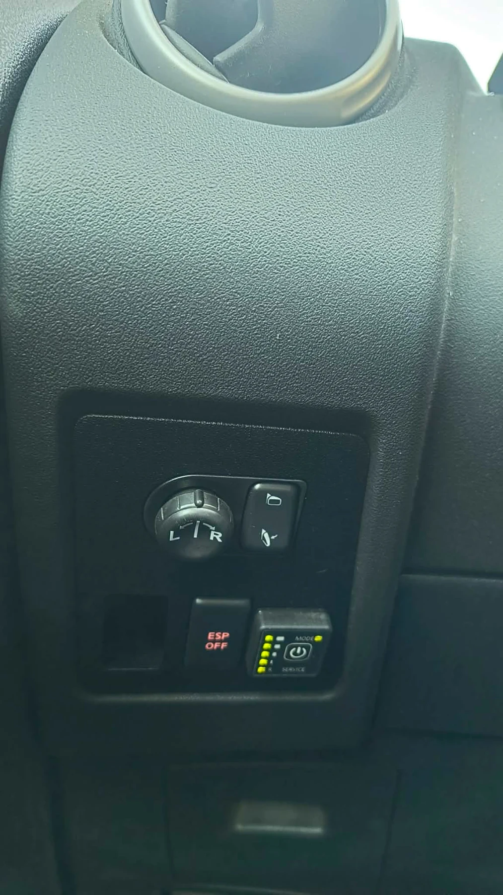 Nissan Qashqai, снимка 12 - Автомобили и джипове - 53706783