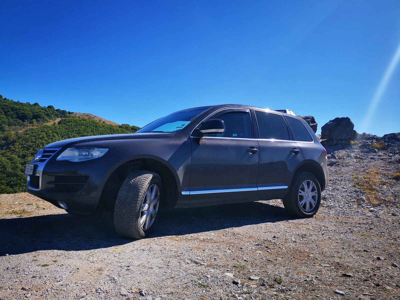 VW Touareg, снимка 2 - Автомобили и джипове - 54087543