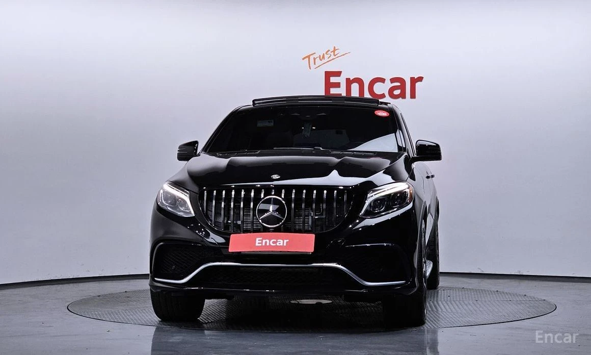 Mercedes-Benz GLE 63 S AMG, снимка 3 - Автомобили и джипове - 54108161