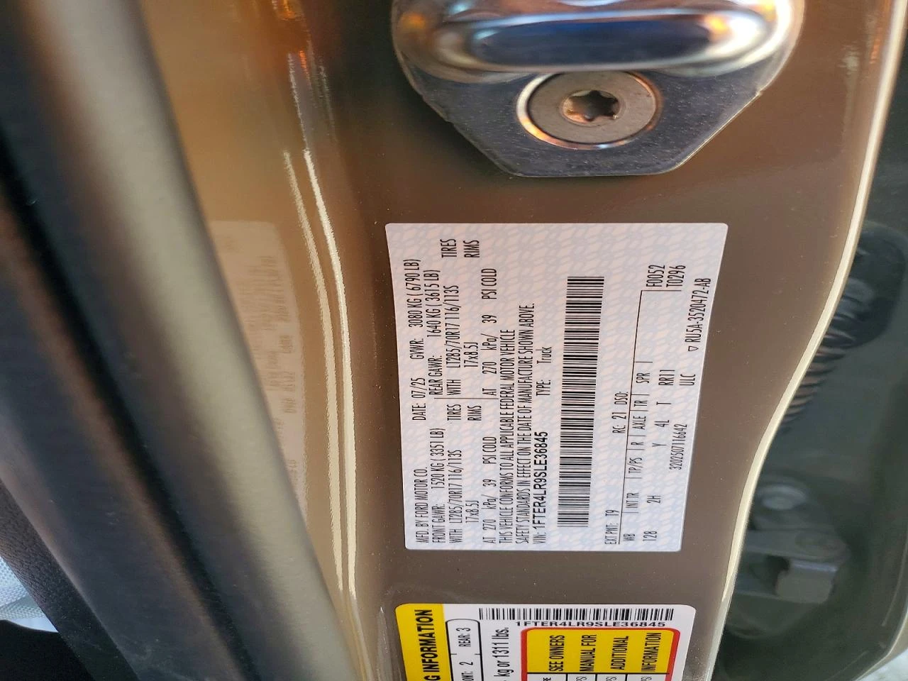 Ford Ranger 3.0l Raptor 4WD SuperCrew 5' Box* CARFAX*  | Mobile.bg � ����������� 12