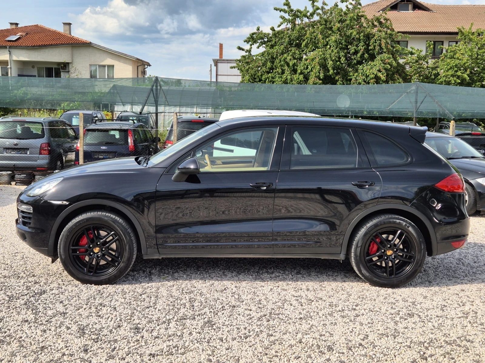 Porsche Cayenne Регистриран/Обслужен/Топ Състояние/, снимка 2 - Автомобили и джипове - 54670246