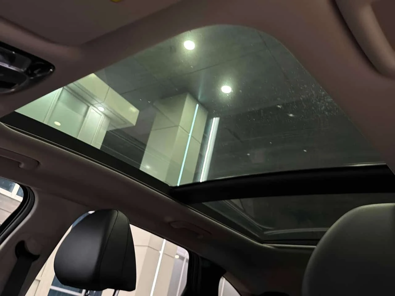 Hyundai Tucson * Ultimate *  �������� * ���� * KEYLESS * 2 �����  | Mobile.bg � ����������� 14