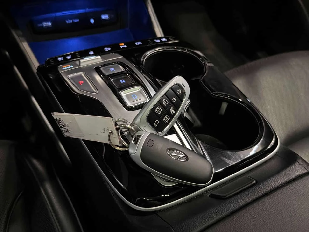 Hyundai Tucson * Ultimate *  �������� * ���� * KEYLESS * 2 �����  | Mobile.bg � ����������� 11