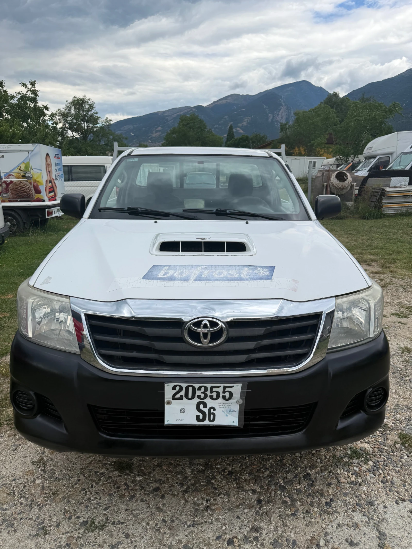 Toyota Hilux Пикап, снимка 3 - Автомобили и джипове - 55262321