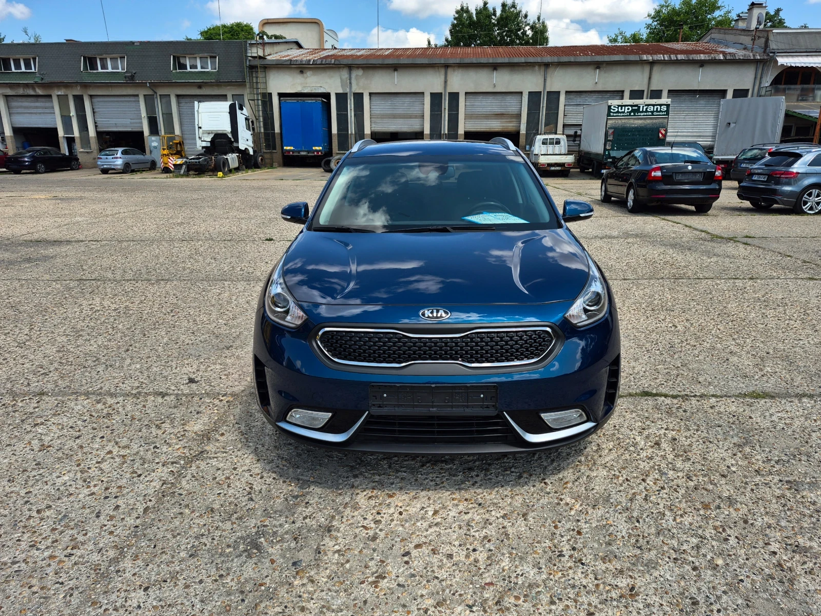 Kia Niro 70.000 км ХИБРИДЕН , снимка 3 - Автомобили и джипове - 55386496
