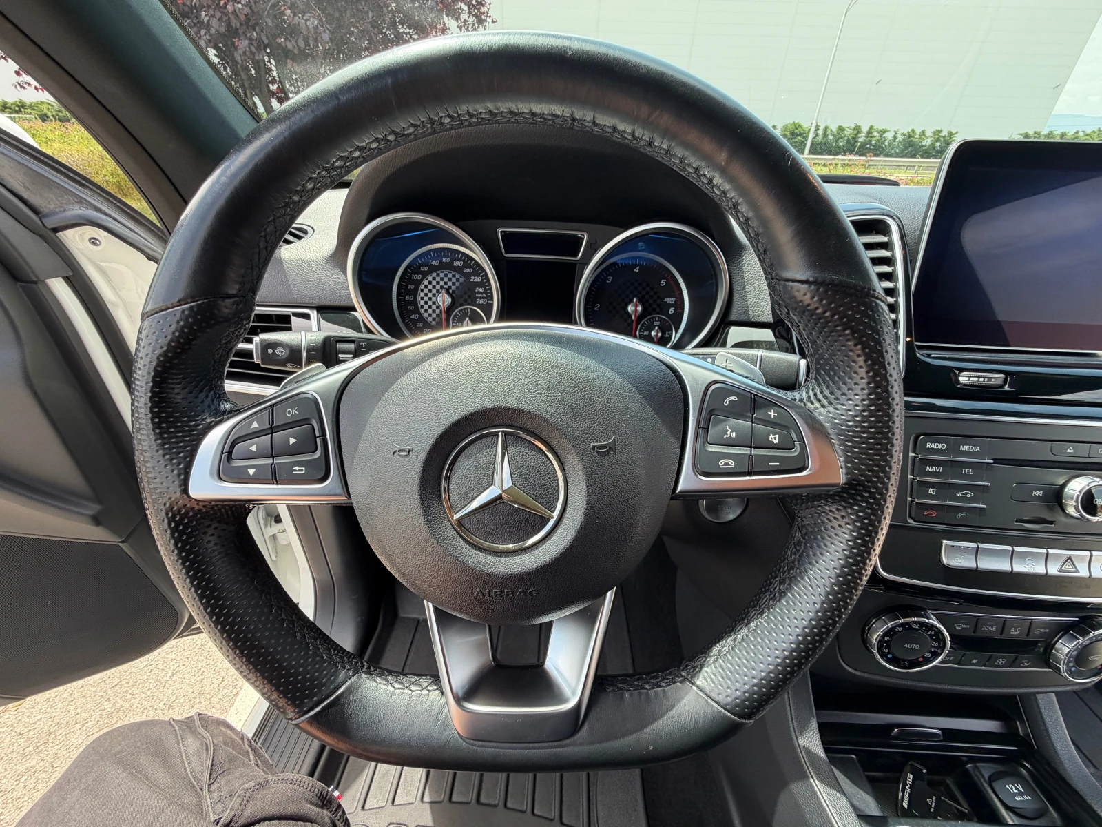 Mercedes-Benz GLE 350 4MATIK* AMG* 360, снимка 9 - Автомобили и джипове - 55613503