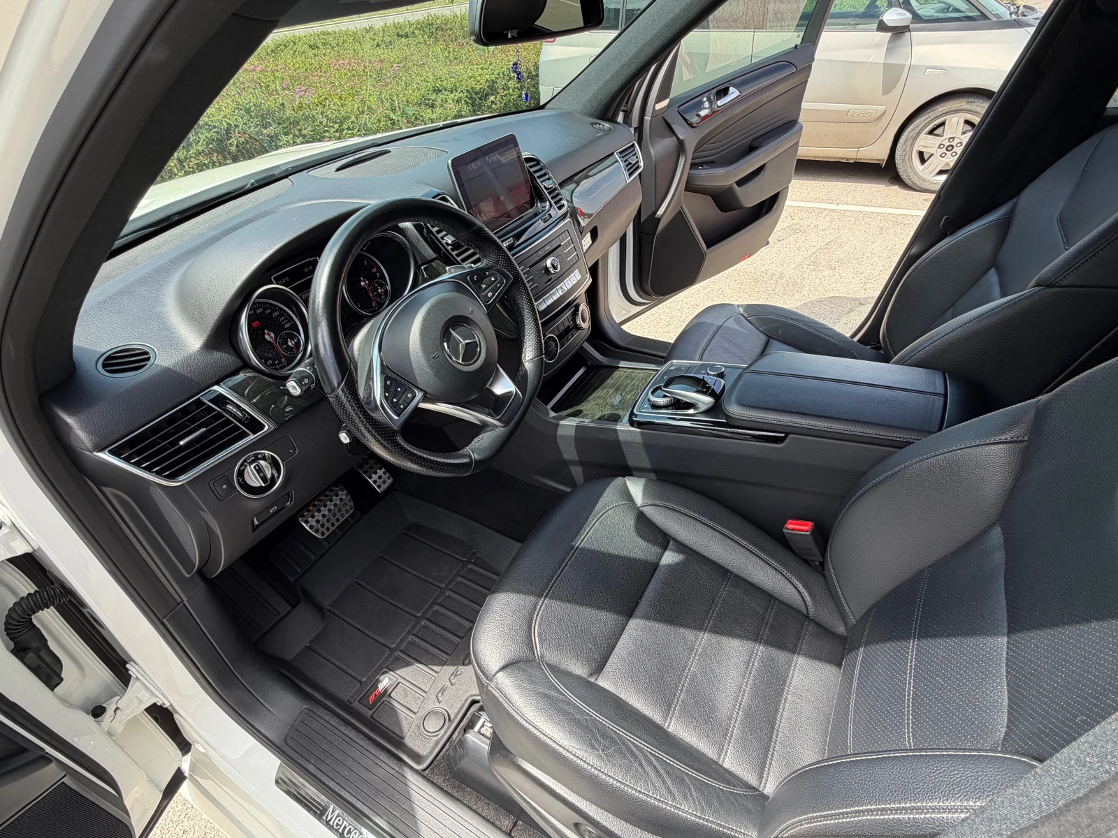 Mercedes-Benz GLE 350 4MATIK* AMG* 360, снимка 16 - Автомобили и джипове - 55613503