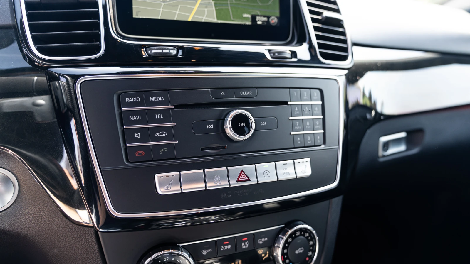 Mercedes-Benz GLE 350 4MATIK* AMG* 360, снимка 11 - Автомобили и джипове - 55774024