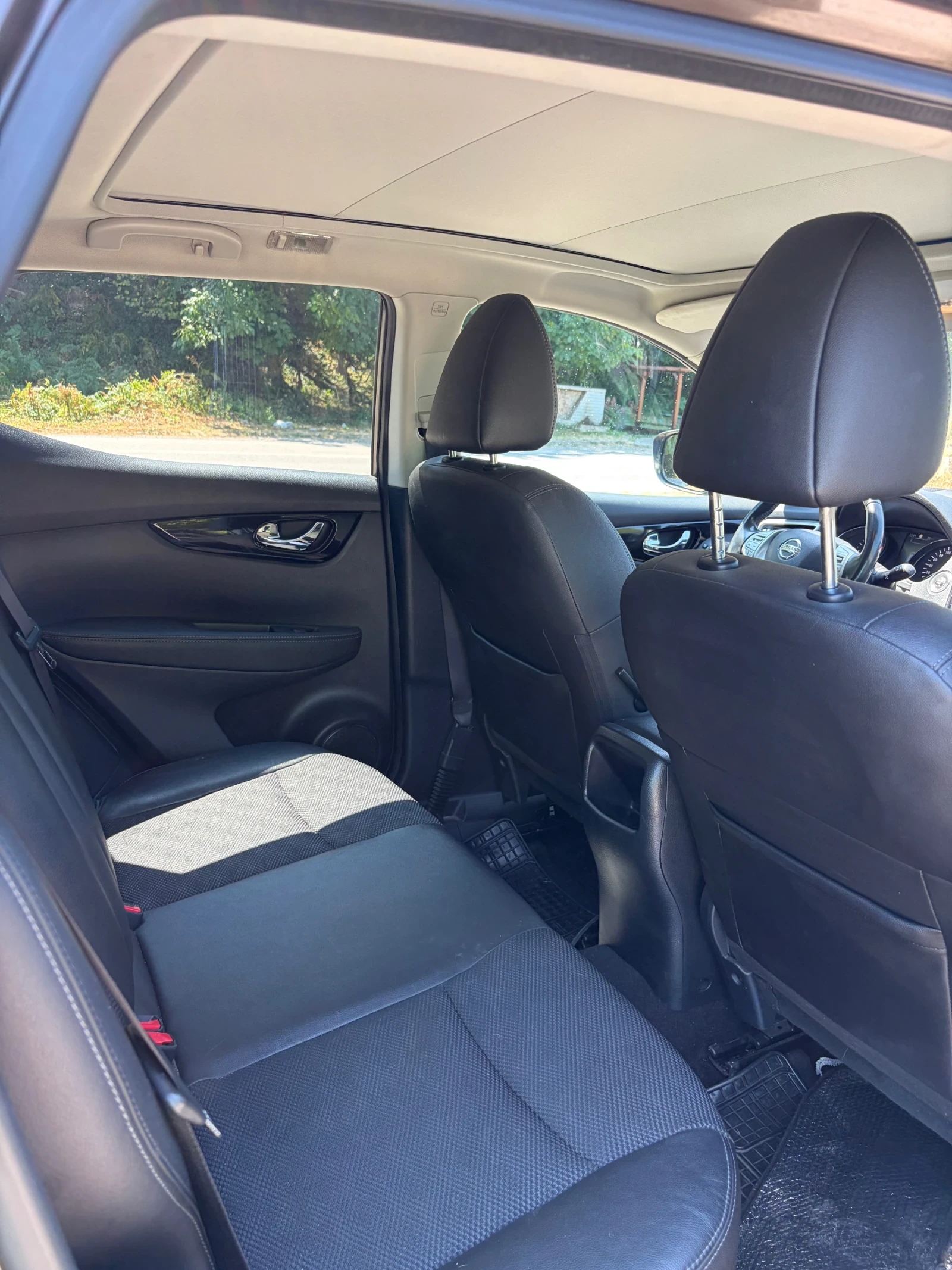 Nissan Qashqai, снимка 10 - Автомобили и джипове - 55557284