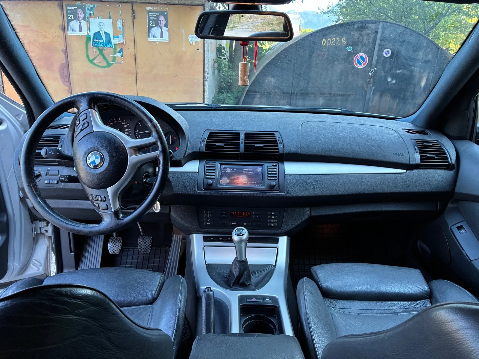 BMW X5 Ръчка!, снимка 13 - Автомобили и джипове - 55665657