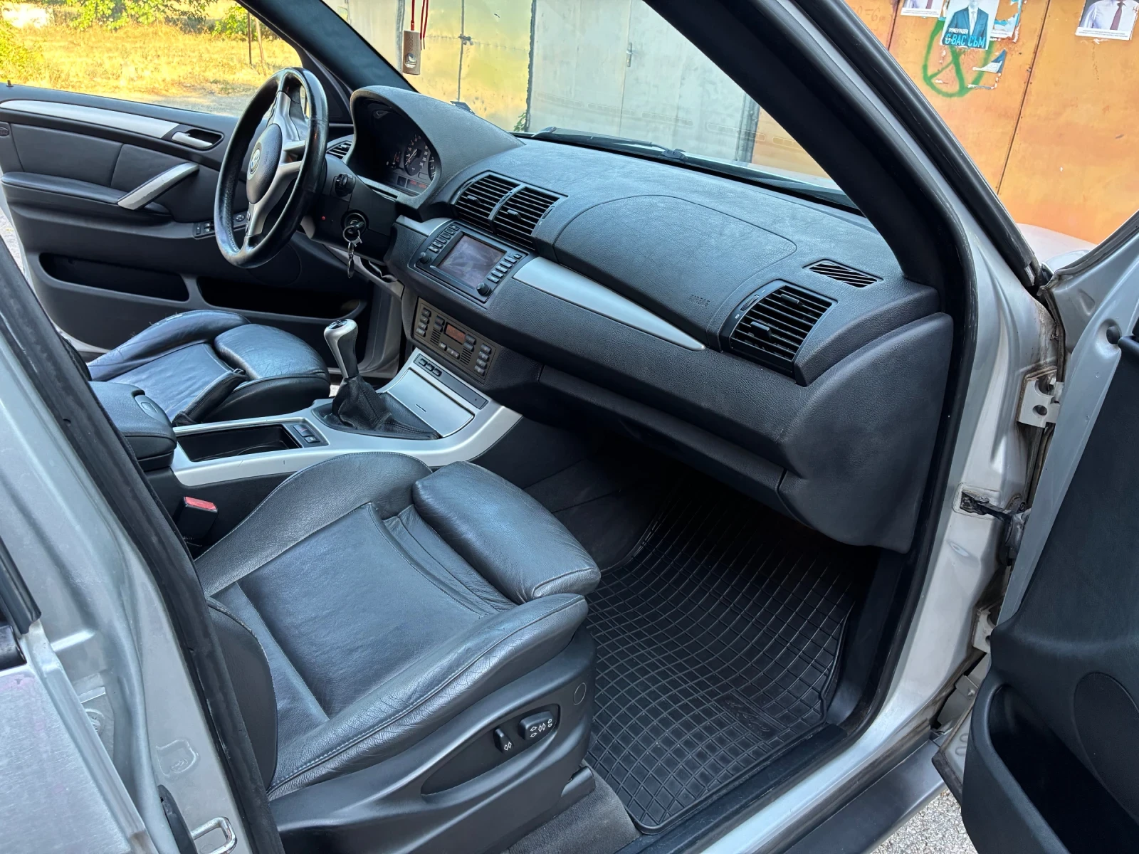 BMW X5 Ръчка!, снимка 16 - Автомобили и джипове - 55665657