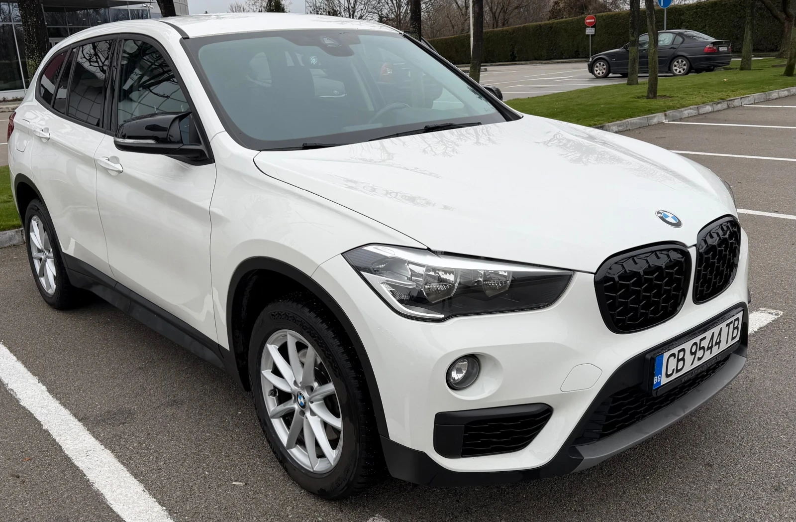 BMW X1 2.0D sDrive, снимка 3 - Автомобили и джипове - 55961016