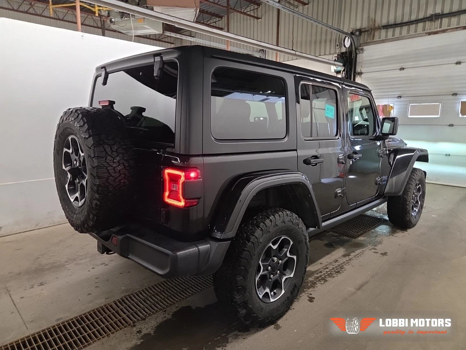 Jeep Wrangler, снимка 3 - Автомобили и джипове - 56098819