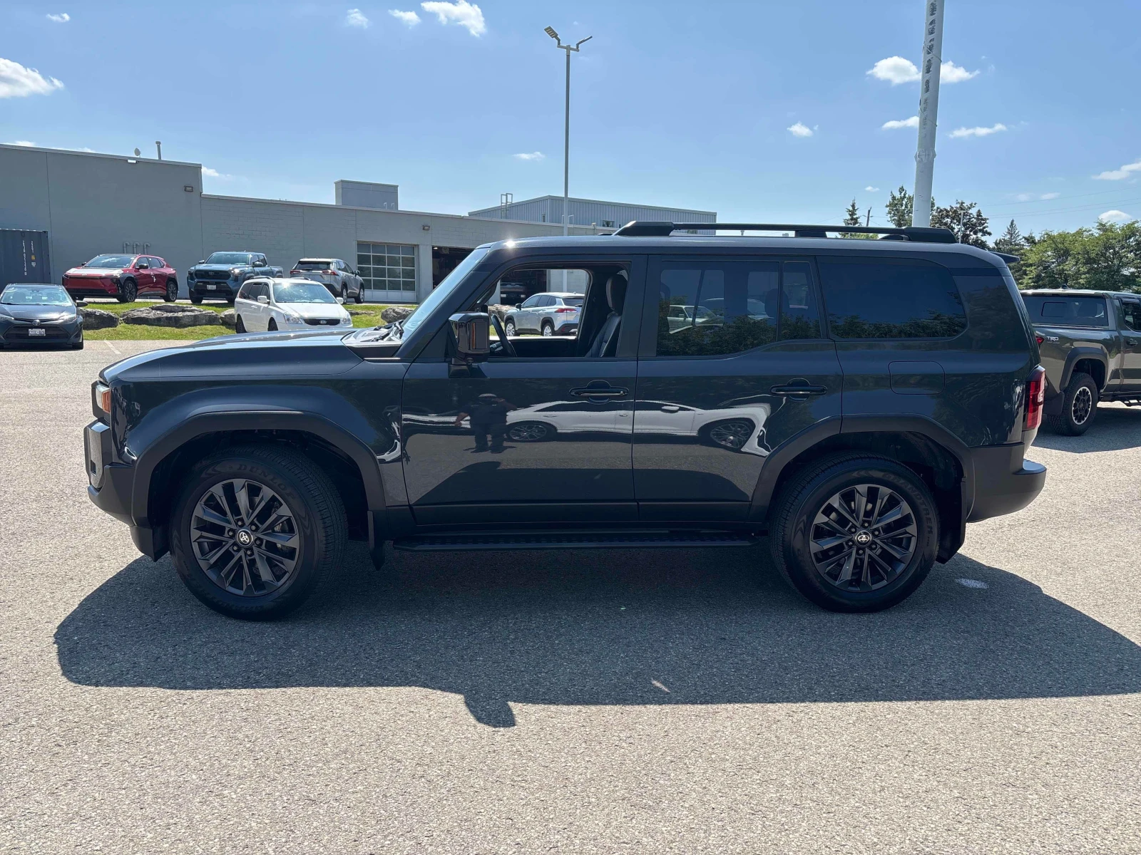 Toyota Land cruiser * 4WD * CARFAX * ОПЦИЯ ЗА ФИНАНСИРАНЕ, снимка 14 - Автомобили и джипове - 56127414