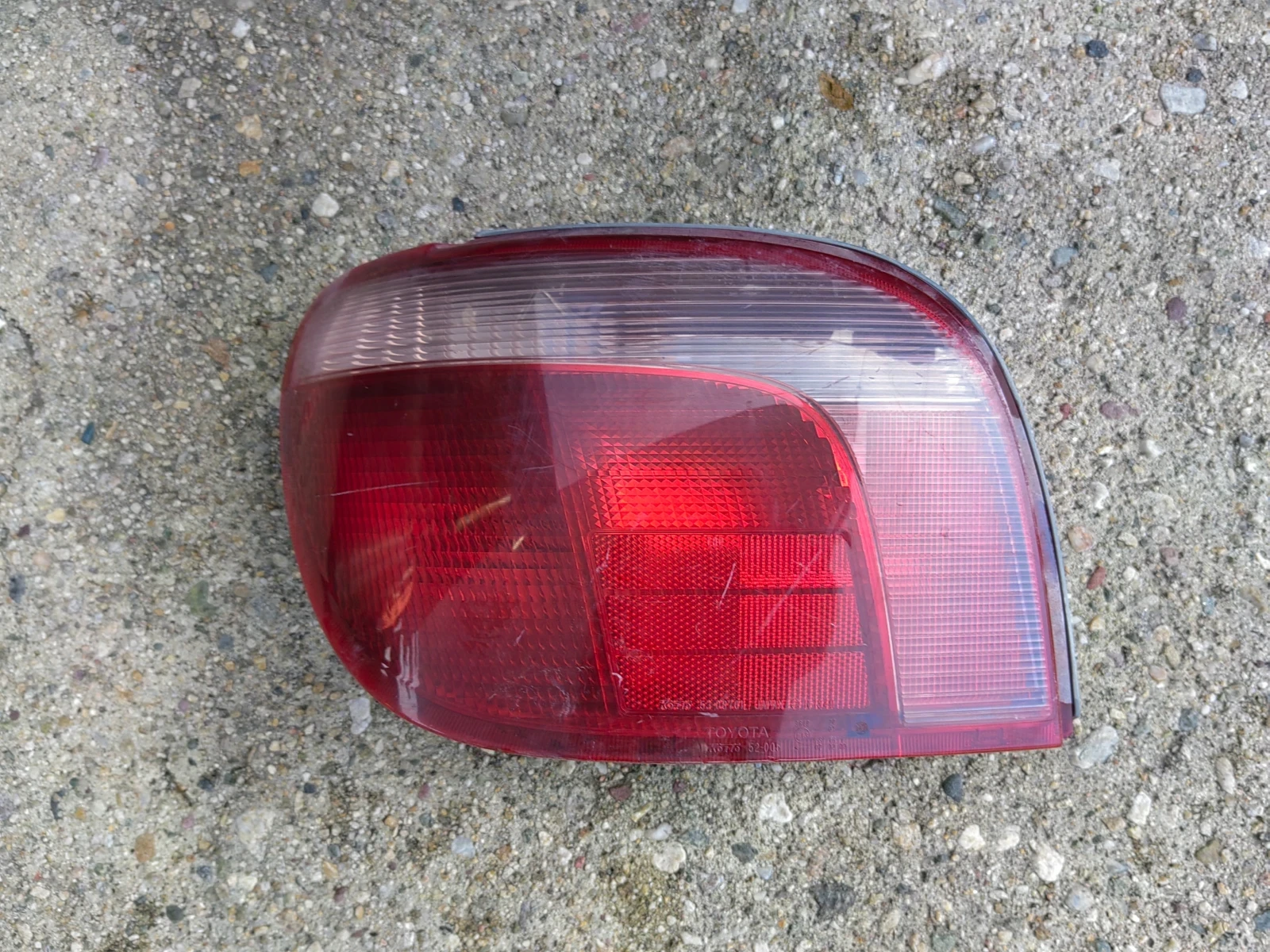      Toyota Yaris 2004.(    )  | Mobile.bg   1