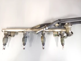 Рейка дюзи Фолксваген Пасат 1.8Т