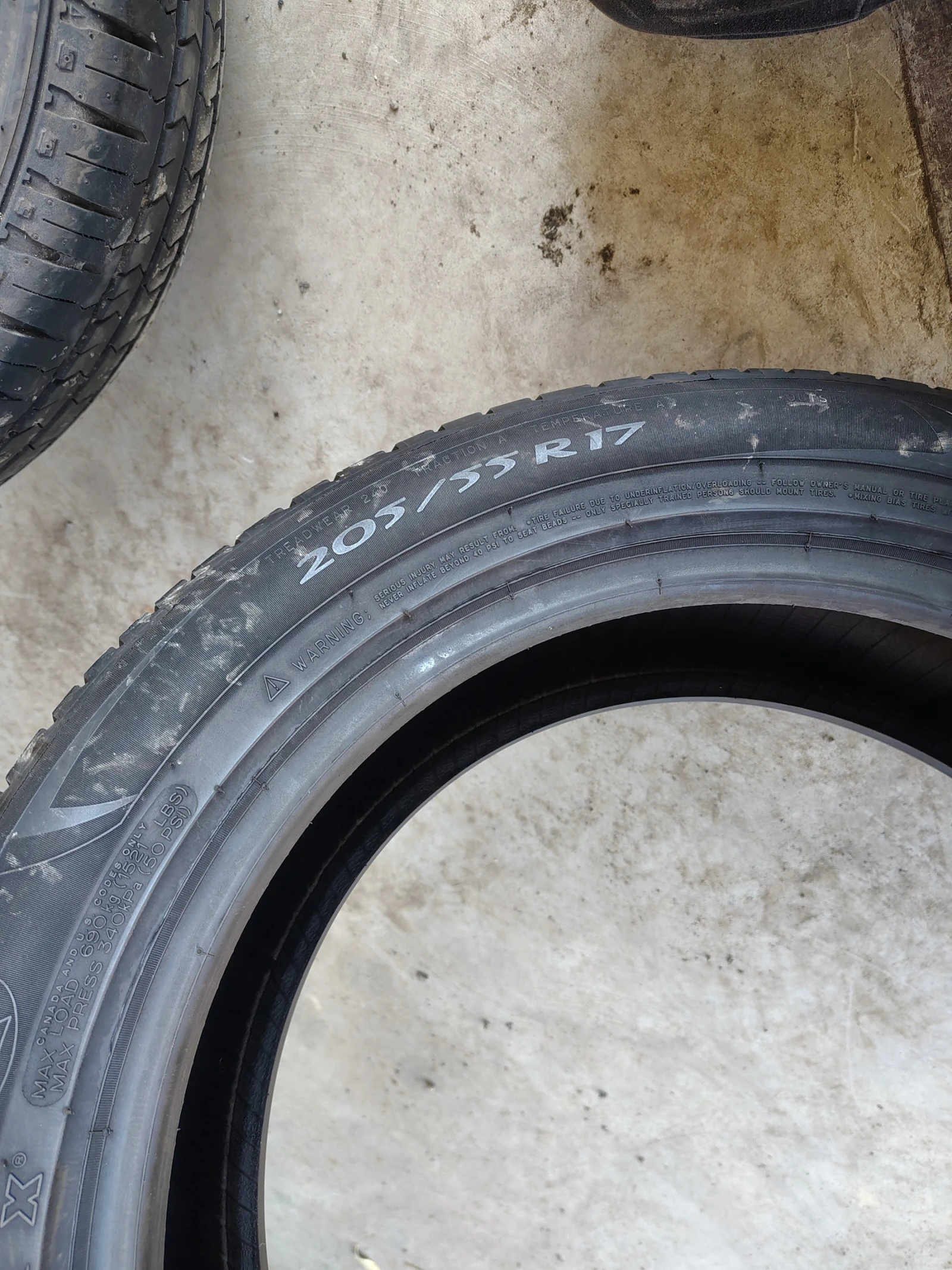 Гуми Летни 205/55R17, снимка 4 - Гуми и джанти - 55840333