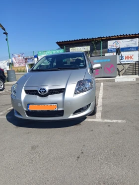 Toyota Auris 1.6, снимка 1