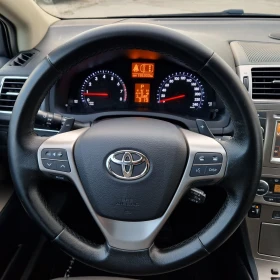 Toyota Avensis 2.0i FULL ШВЕЙЦАРИЯ , снимка 15