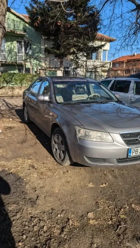 Hyundai Sonata NF, снимка 1