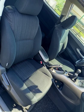 Toyota Auris 1.6 | Mobile.bg � ����� ������ 8