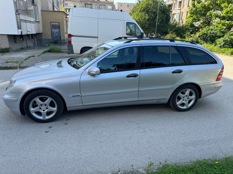 Mercedes-Benz C 220 2.2 CDI, снимка 6 - Автомобили и джипове - 46501617