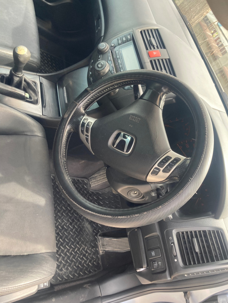 Honda Accord 2.2crdi, снимка 9 - Автомобили и джипове - 45320361