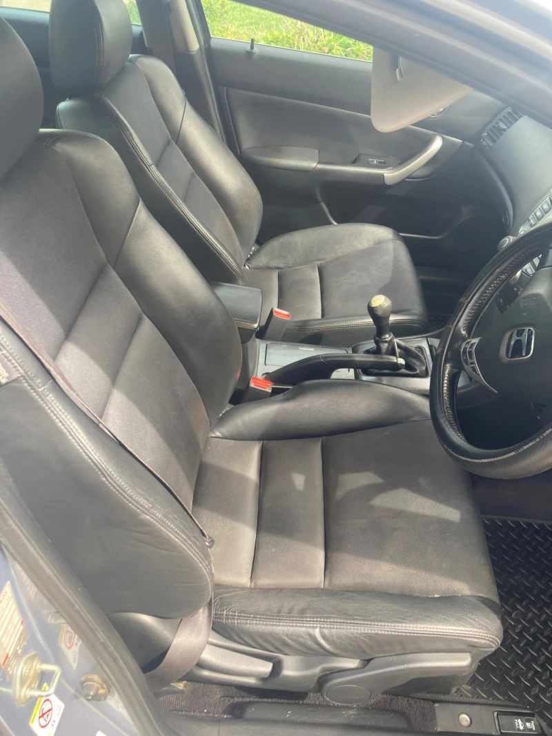 Honda Accord 2.2crdi, снимка 7 - Автомобили и джипове - 45320361