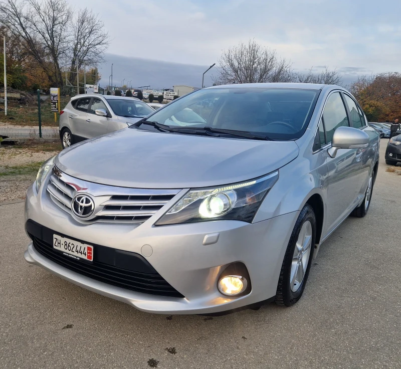 Toyota Avensis 2.0i FULL ШВЕЙЦАРИЯ , снимка 3 - Автомобили и джипове - 47845222