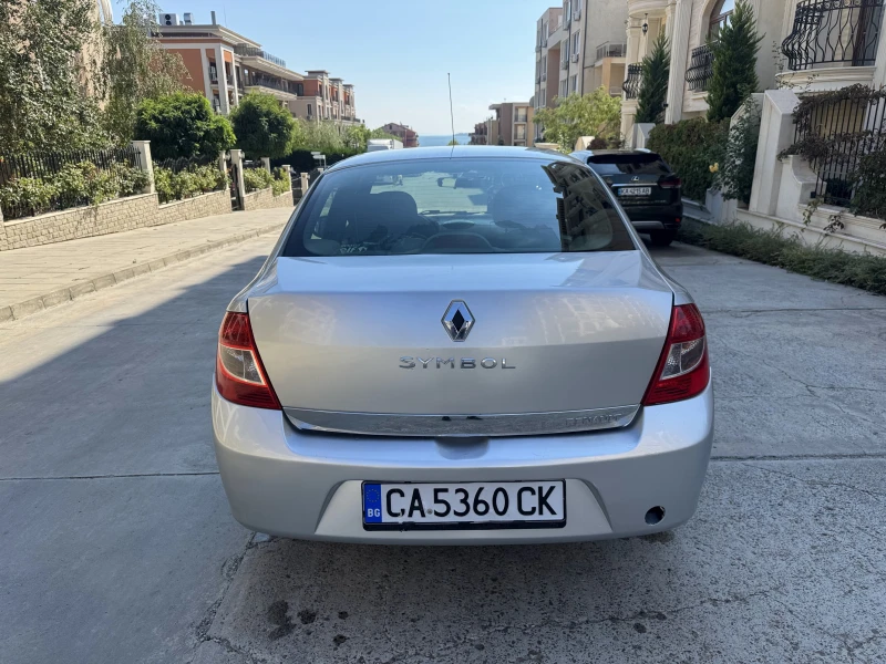 Renault Clio Symbol 1, 6 I, снимка 4 - Автомобили и джипове - 48171824