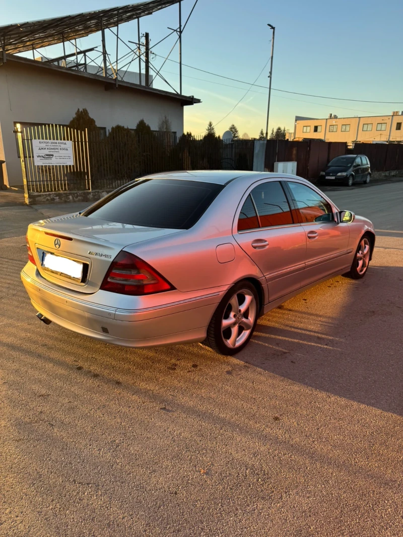 Mercedes-Benz C 220 Facelift Sport Edition, снимка 2 - Автомобили и джипове - 48840585