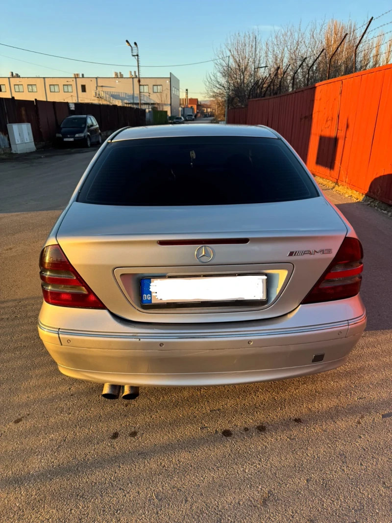 Mercedes-Benz C 220 Facelift Sport Edition, снимка 4 - Автомобили и джипове - 48840585