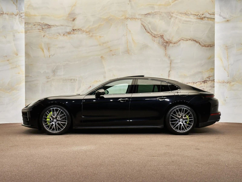 Porsche Panamera 4 E-HYBRID/FACELIFT/SPORT CHRONO/PANO/BOSE/MATRIX/, снимка 3 - Автомобили и джипове - 48973986