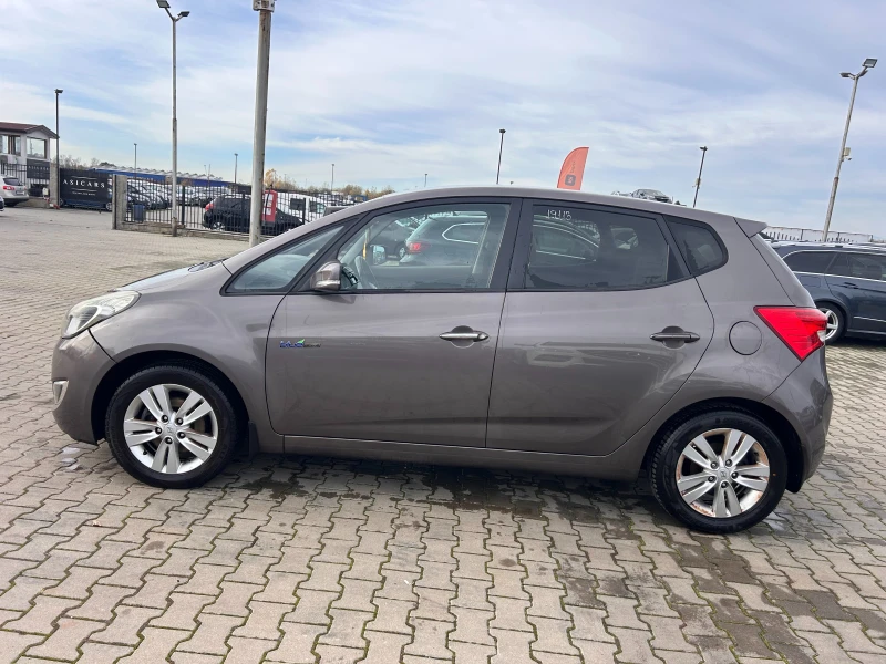 Hyundai Ix20 1.4i NAVI EURO 5, снимка 9 - Автомобили и джипове - 52390777