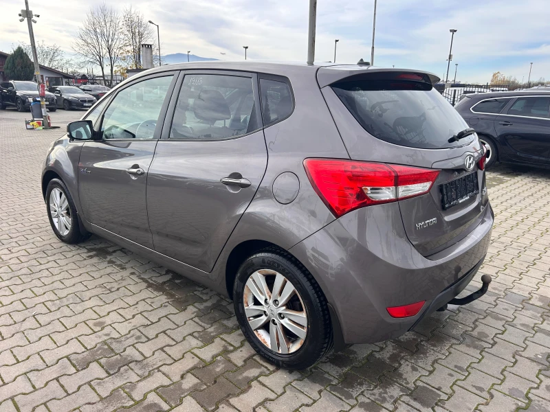 Hyundai Ix20 1.4i NAVI EURO 5, снимка 8 - Автомобили и джипове - 52390777