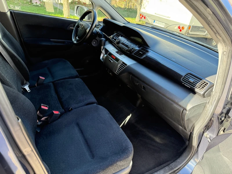 Honda Fr-v 1.7i-VTEC* , снимка 7 - Автомобили и джипове - 52401003