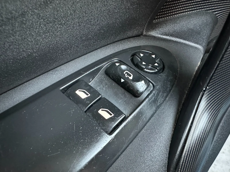 Citroen DS4 1.6d 112 к.с. , снимка 16 - Автомобили и джипове - 52845046